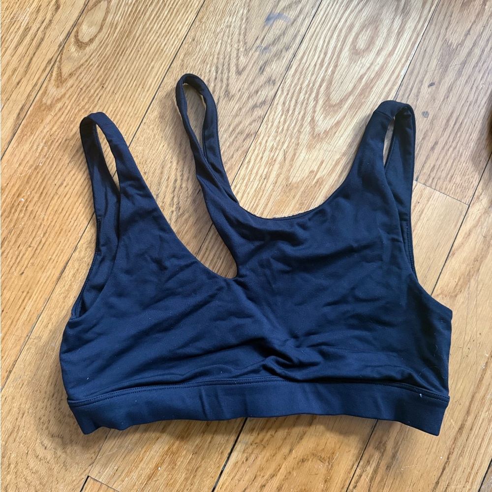 All yoga sports bra